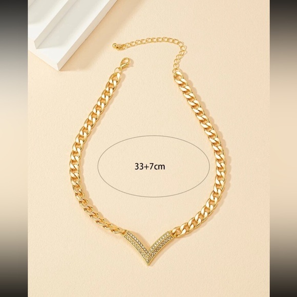 1pc Rhinestone Inlaid Letter Detail Chunky Chain Necklace - Picture 3 of 3